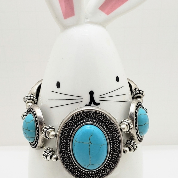 BRACELET-Southwestern Style Turquoise Stones - Picture 2 of 2